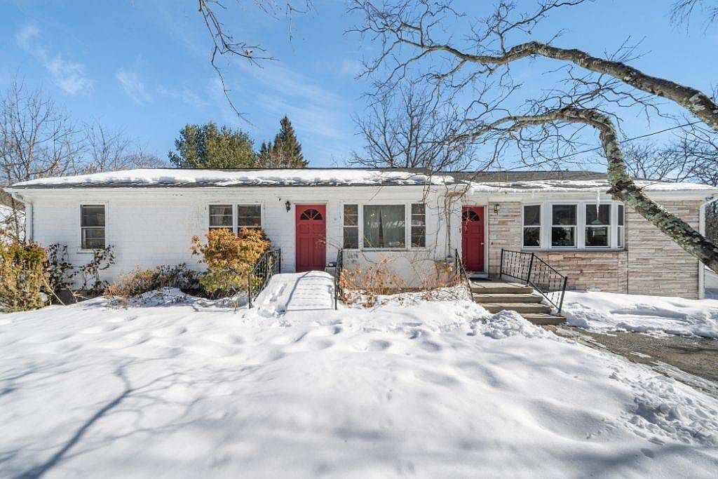 1 Cedar Path Lincoln, RI 02865 - Thumbnail 3