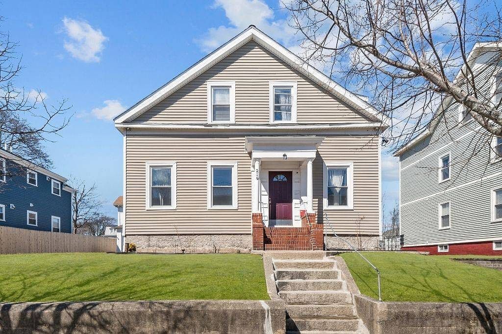 219 Public St Providence, RI 02905 - Thumbnail 3