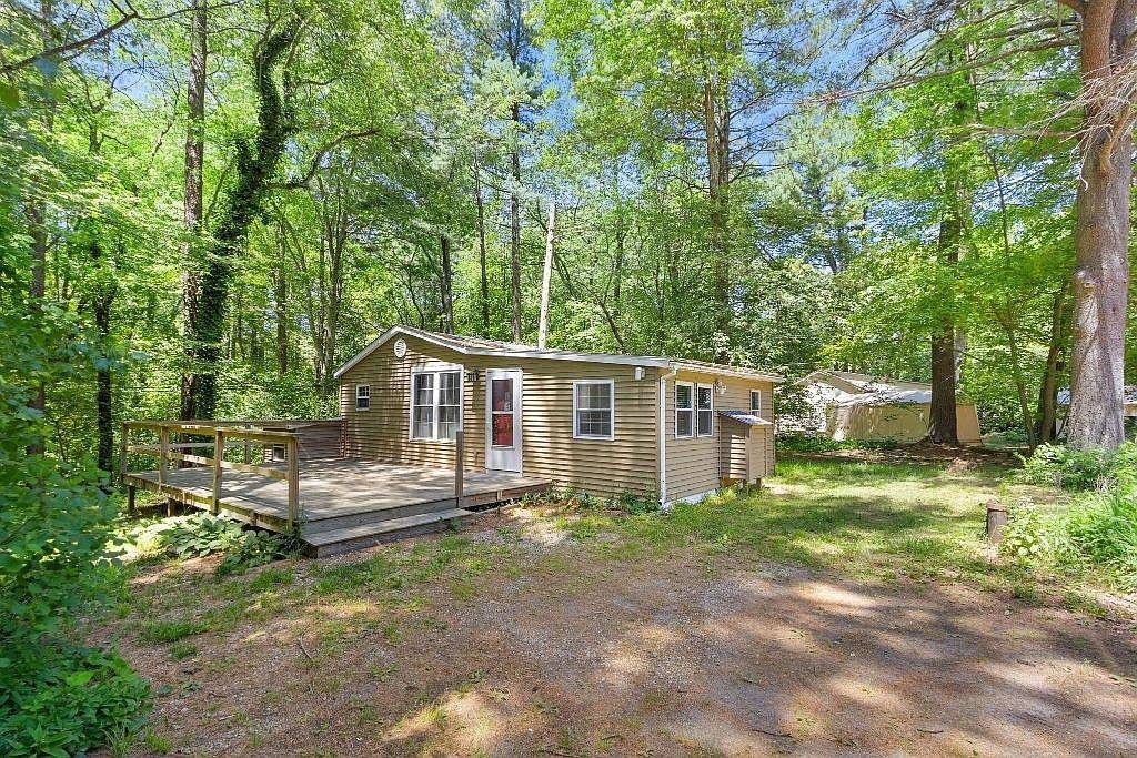 181 Ayoho Rd Coventry, RI 02816 - Thumbnail 3