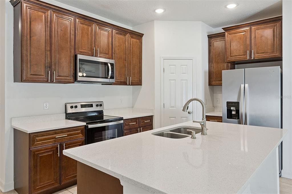 2505 Baker Ave E Haines City, FL 33844 - Thumbnail 3