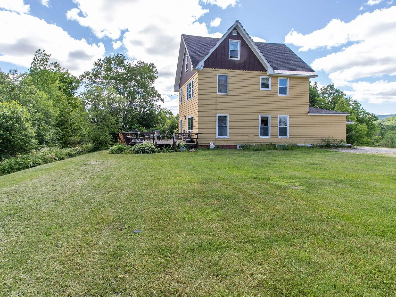 119 Applebee Rd Island Pond, VT 05846 - Thumbnail 3