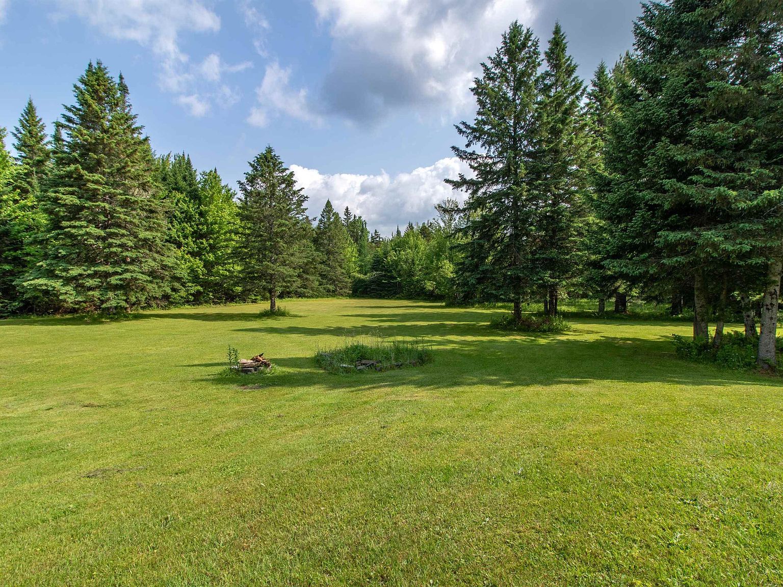 895 Head Of The Pond Rd Island Pond, VT 05846 - Thumbnail 3