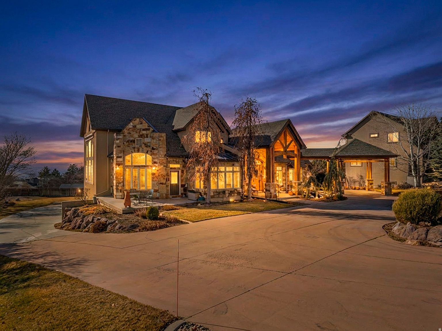 861 N 1100 E Pleasant Grove, UT 84062 - Thumbnail 3
