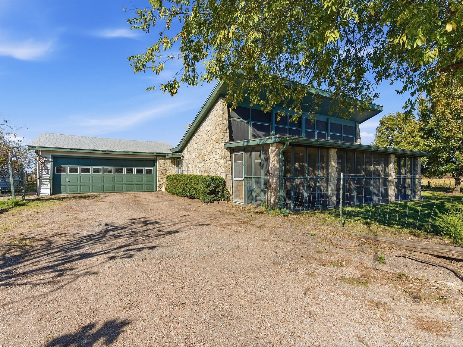 6244 County Road 1205 Cleburne, TX 76031 - Thumbnail 3