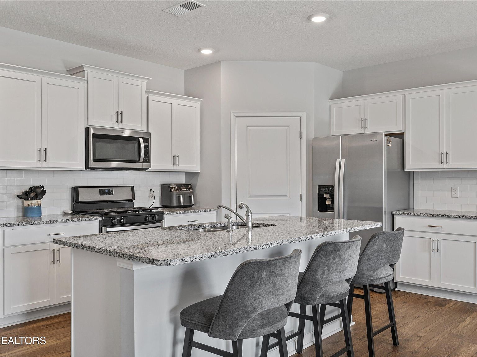 513 Cedar Park Dr Loudon, TN 37774 - Thumbnail 3