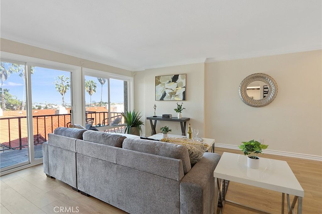 2030 S Cabrillo Ave Unit 206 San Pedro, CA 90731 - Thumbnail 3