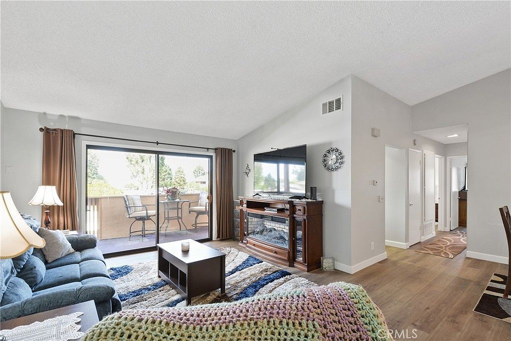 8877 Lauderdale Ct Unit 213G Huntington Beach, CA 92646 - Thumbnail 3