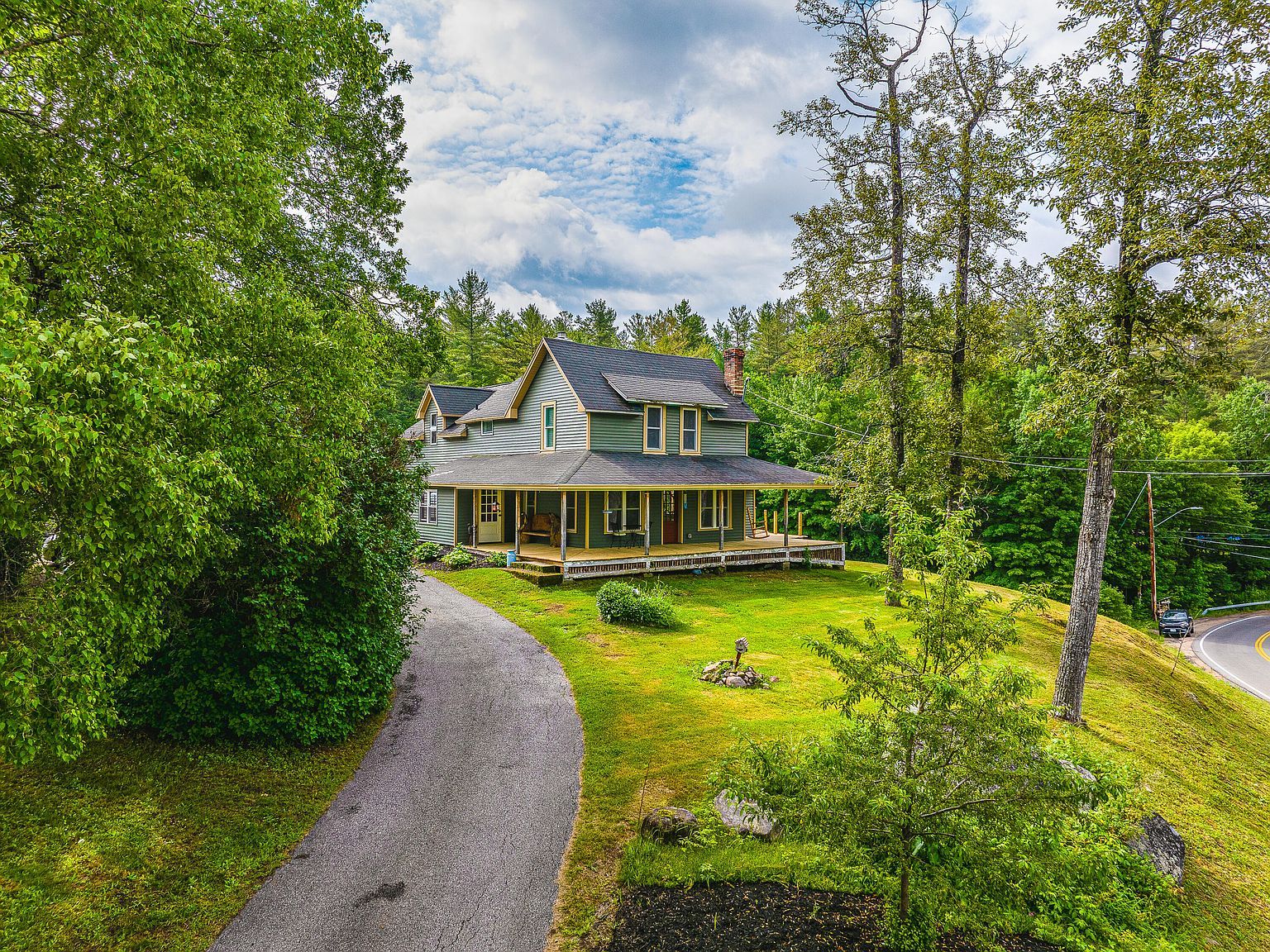 11 N Point Rd Long Lake, NY 12847 - Thumbnail 3