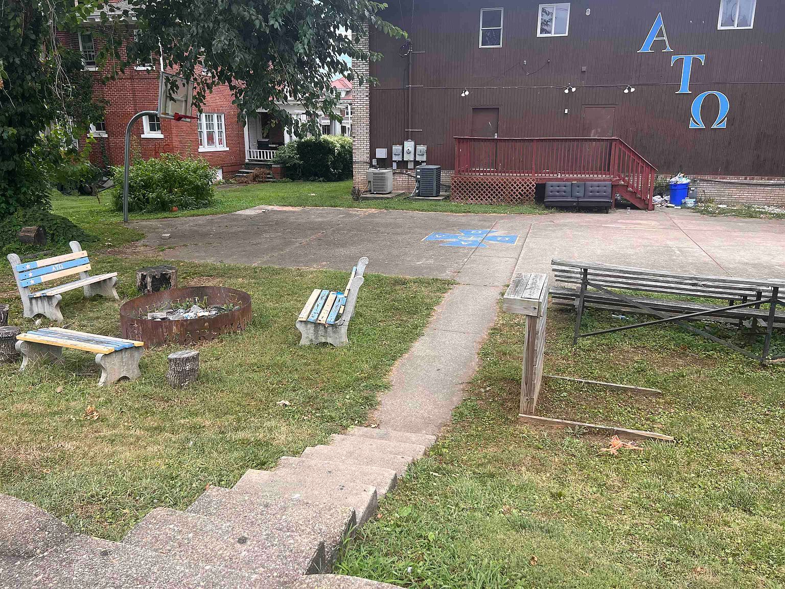 1429 5th Ave Huntington, WV 25701 - Thumbnail 3