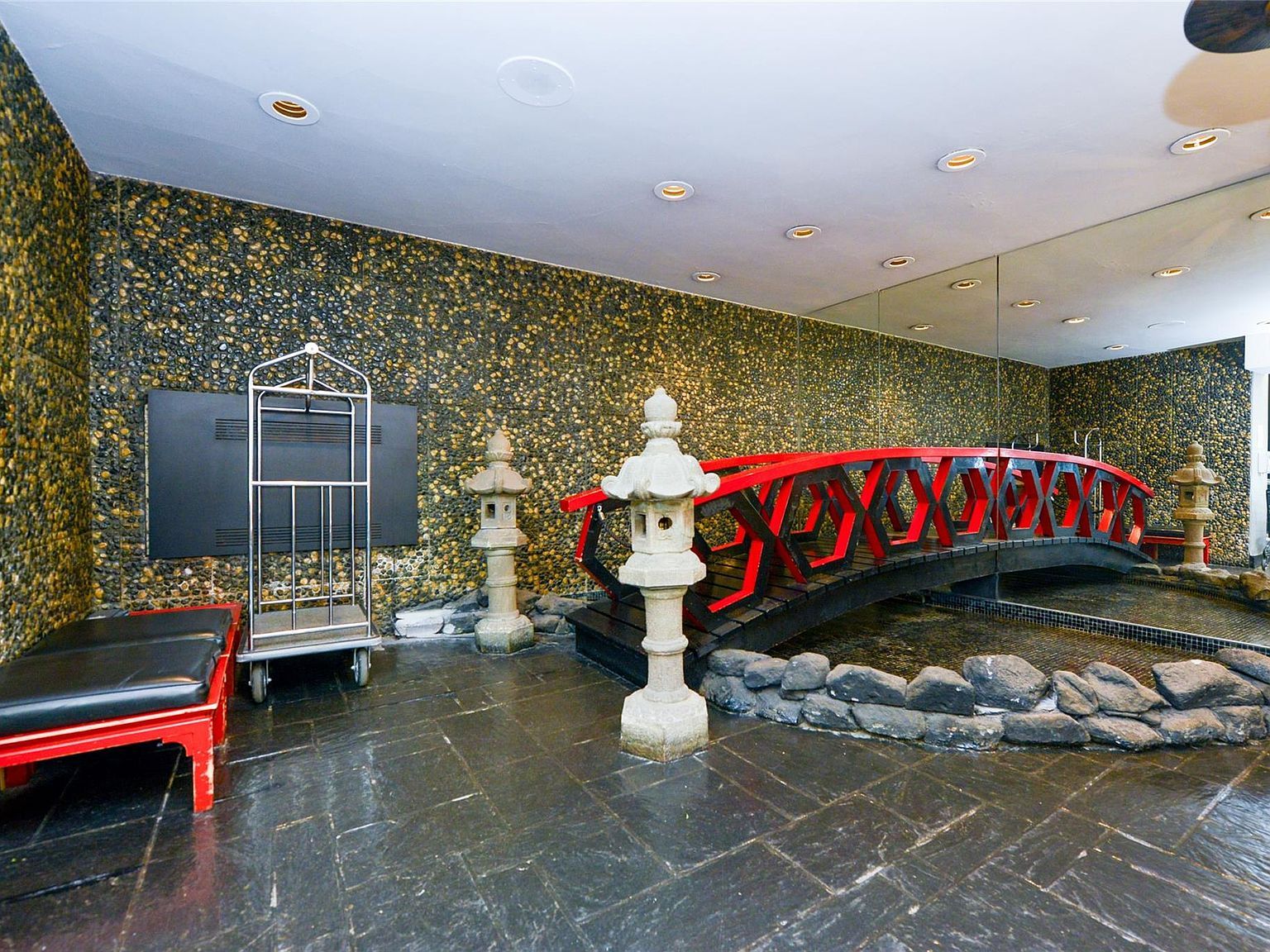 102-10 66th Rd #9E Forest Hills, NY 11375 - Thumbnail 3