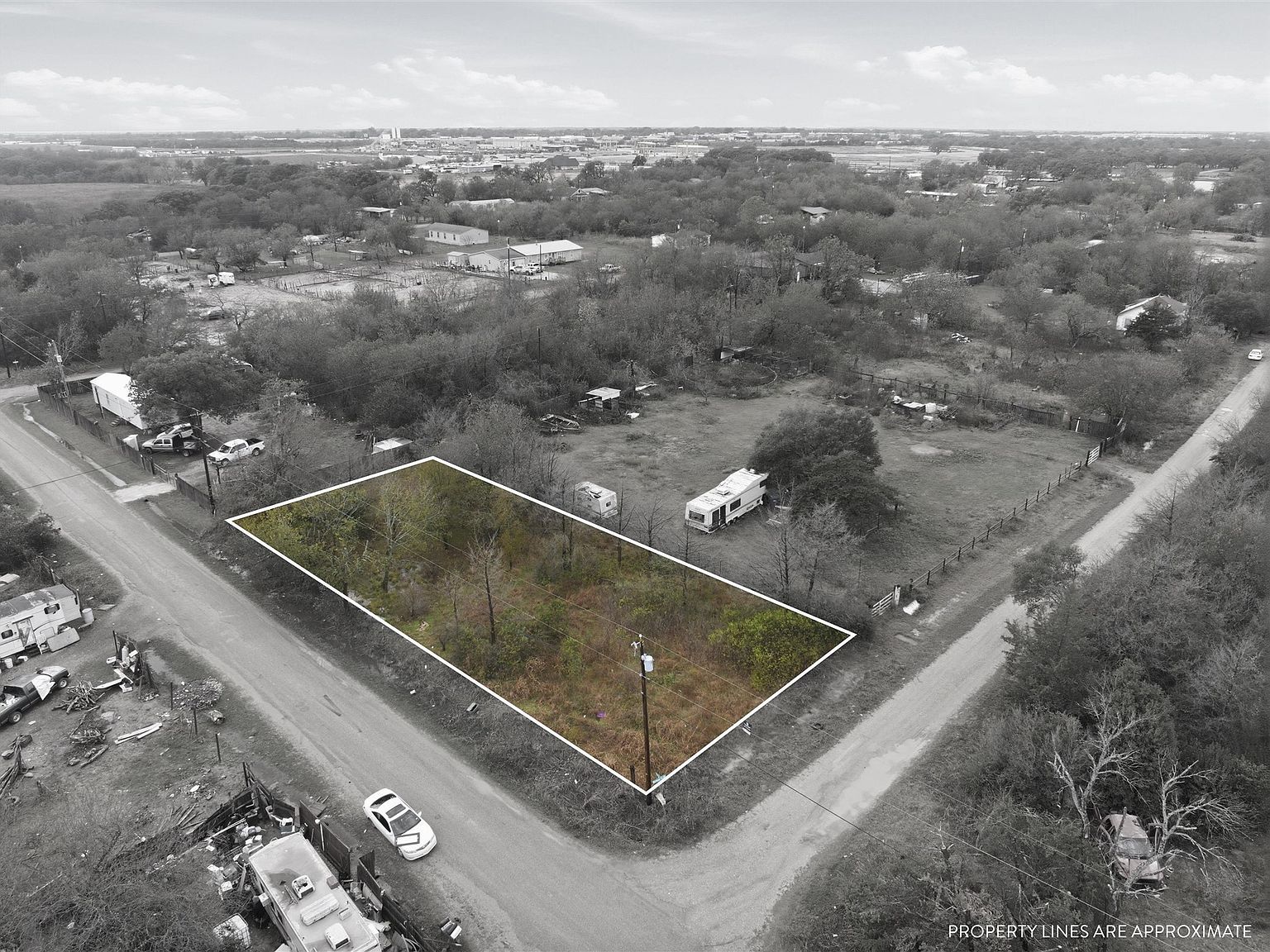 216 Melondale Dr Elm Mott, TX 76640 - Thumbnail 3