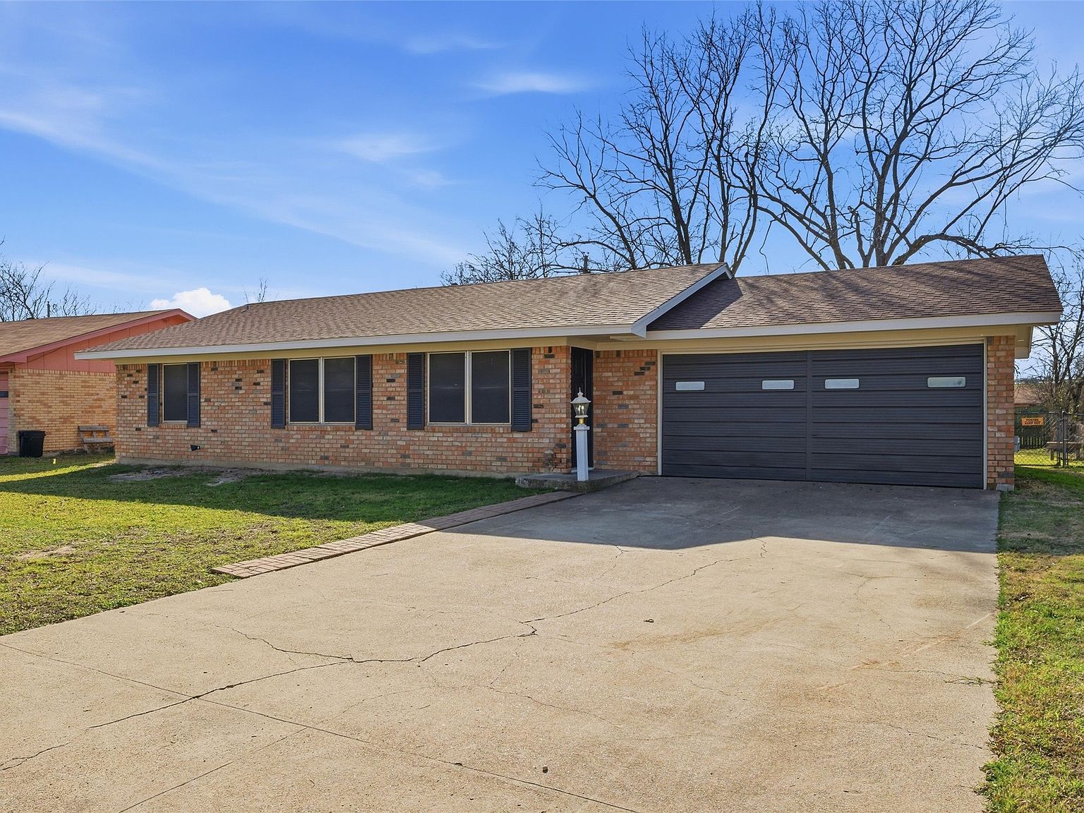 1008 Dossett Dr Waco, TX 76705 - Thumbnail 3