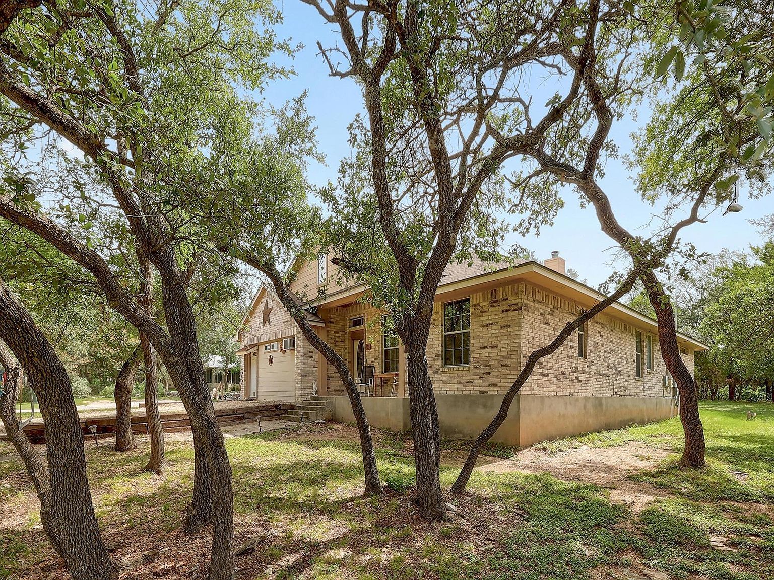 210 Buoy Cir Georgetown, TX 78633 - Thumbnail 3