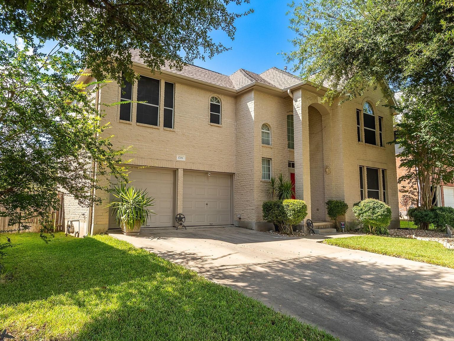 1706 Apache Trl Round Rock, TX 78665 - Thumbnail 3