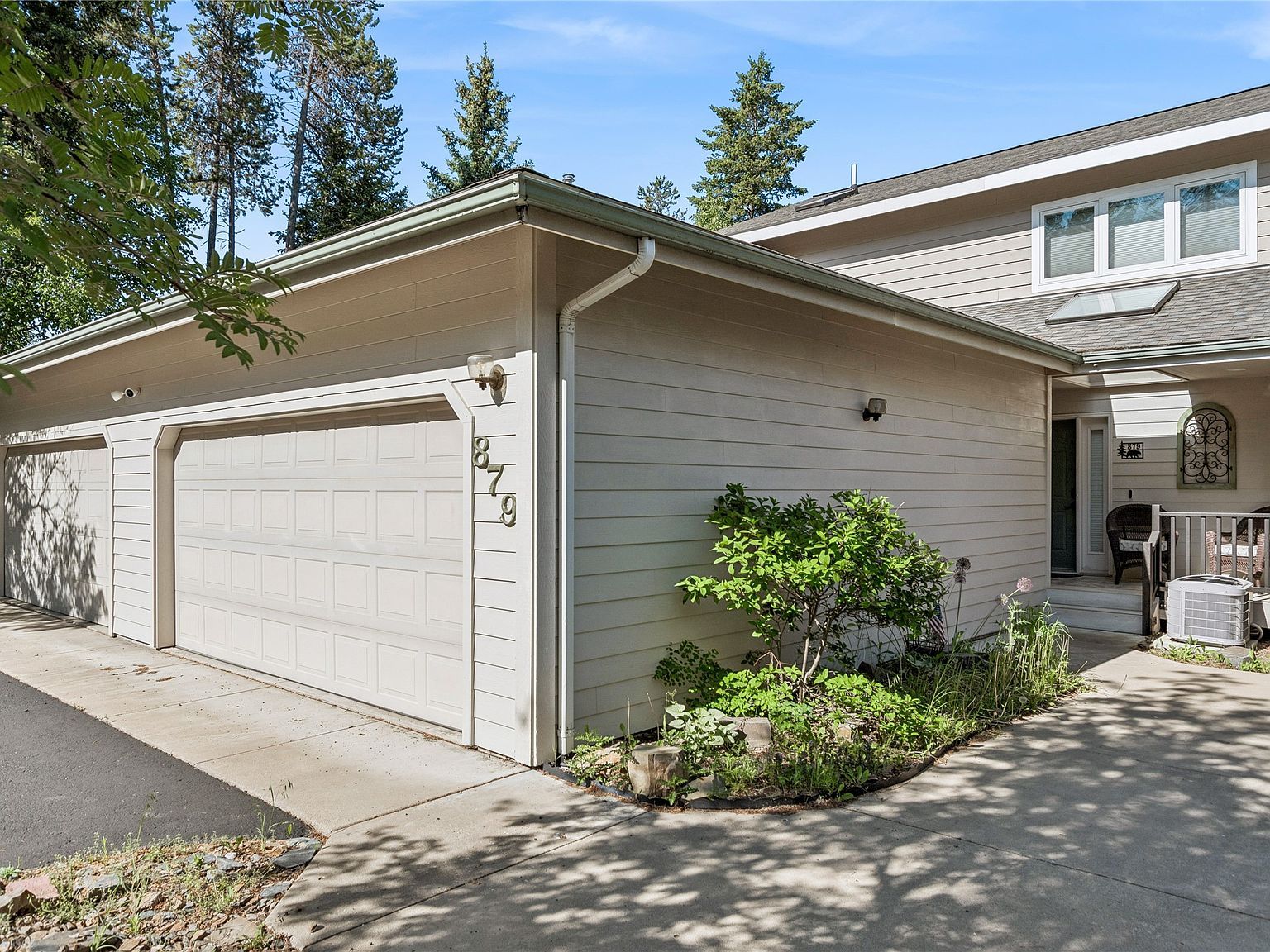 879 Saint Andrews Dr Columbia Falls, MT 59912 - Thumbnail 3