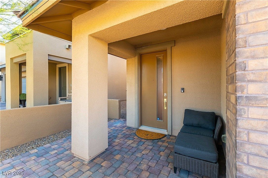 7027 Amethyst Peak St Spring Valley, NV 89148 - Thumbnail 3