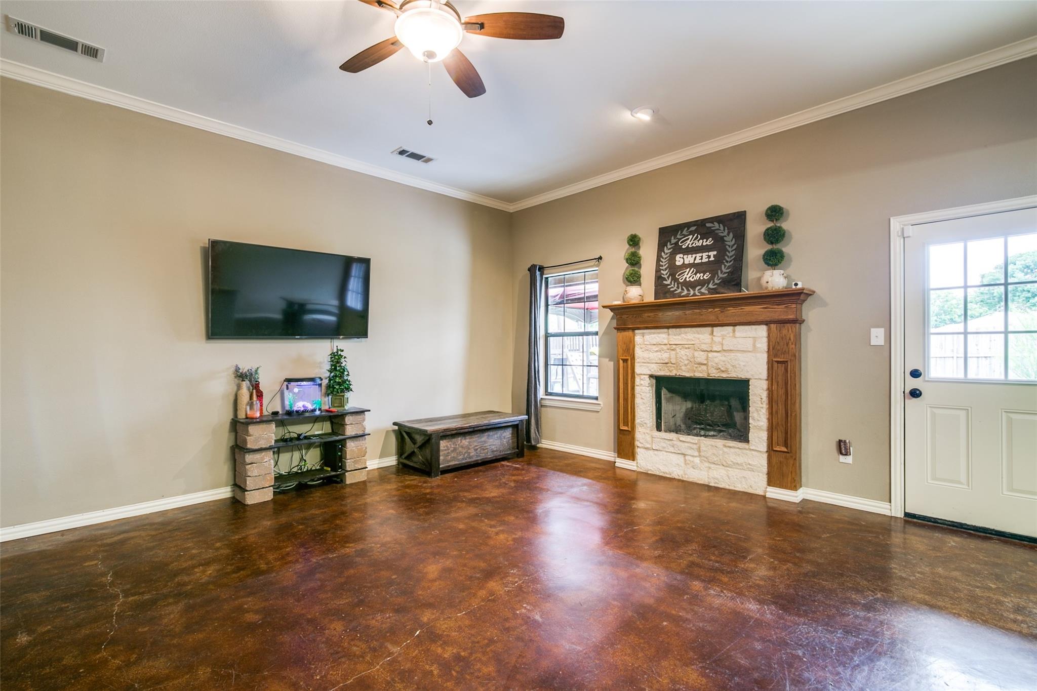 524 Autumn Trail, Royse City, TX, USA, 75189 - Thumbnail 3