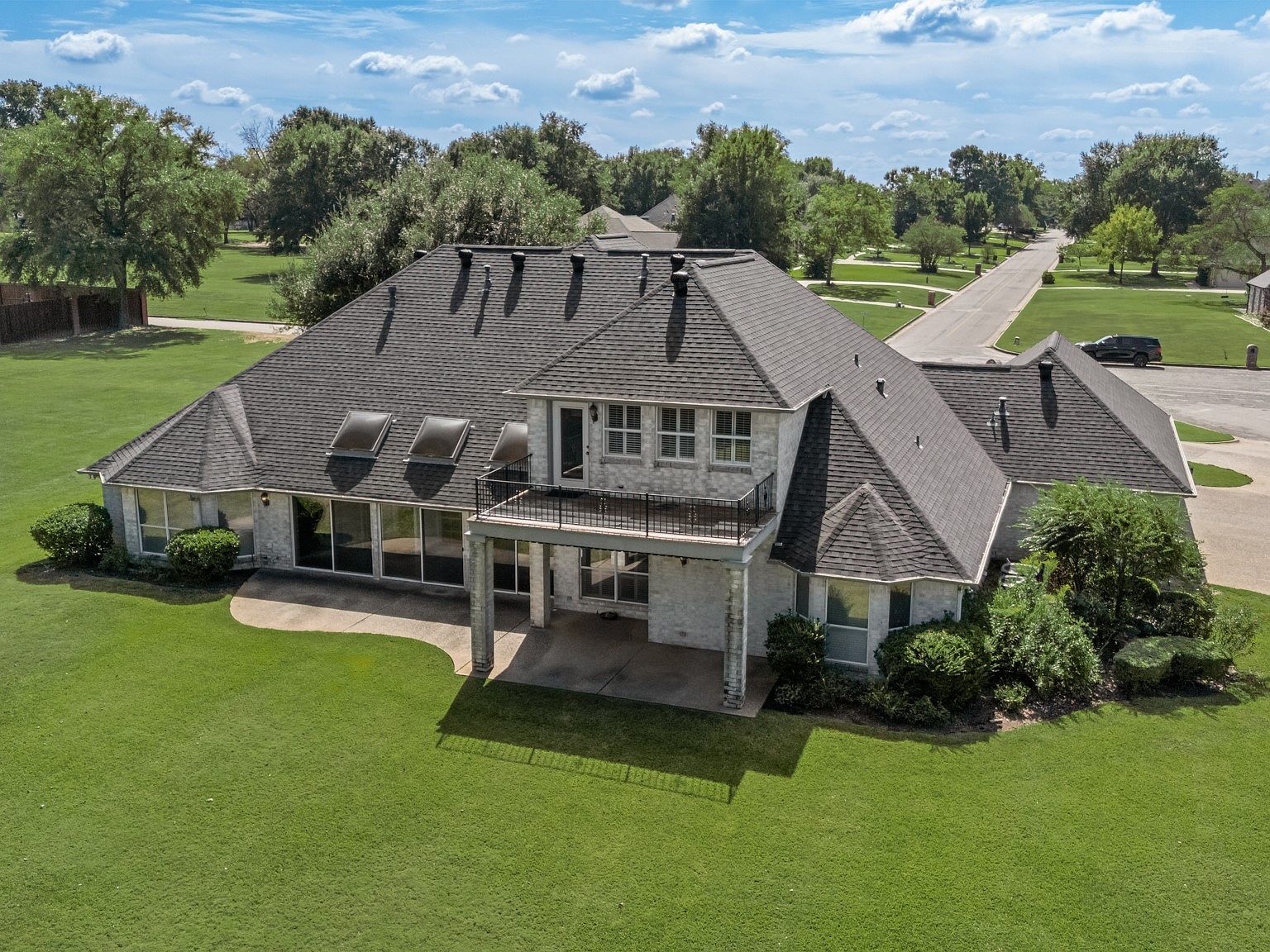 141 Cypress Point Cir Hideaway, TX 75771 - Thumbnail 3