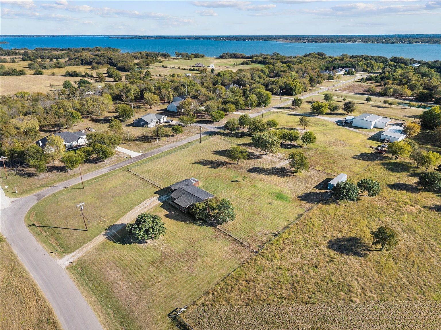 1491 County Road 3523 Quinlan, TX 75474 - Thumbnail 3