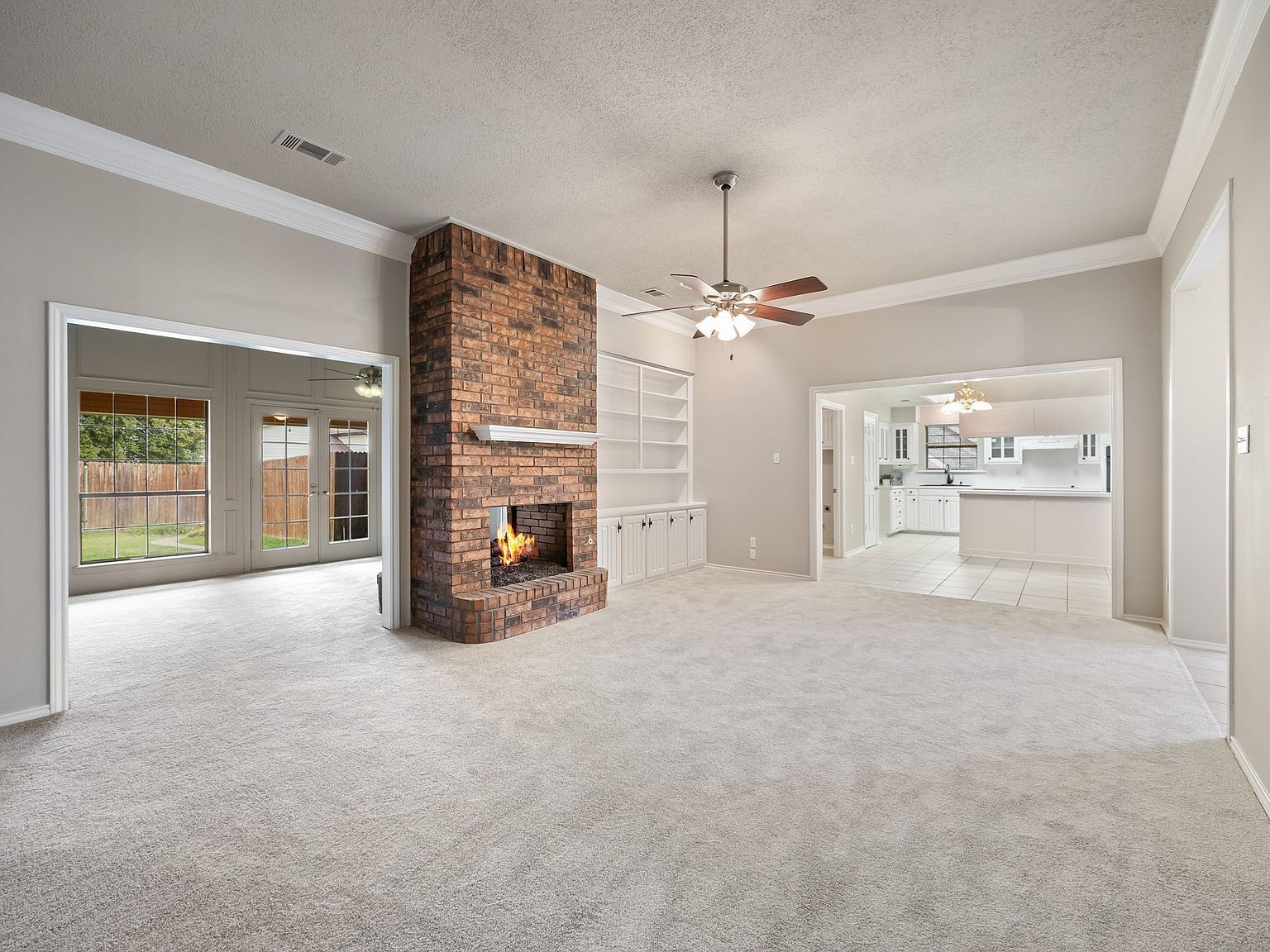 420 E Coachlight Trl Rockwall, TX 75087 - Thumbnail 3