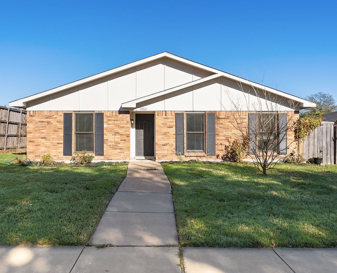 9201 Vagas Dr Rowlett, TX 75088 - Thumbnail 3