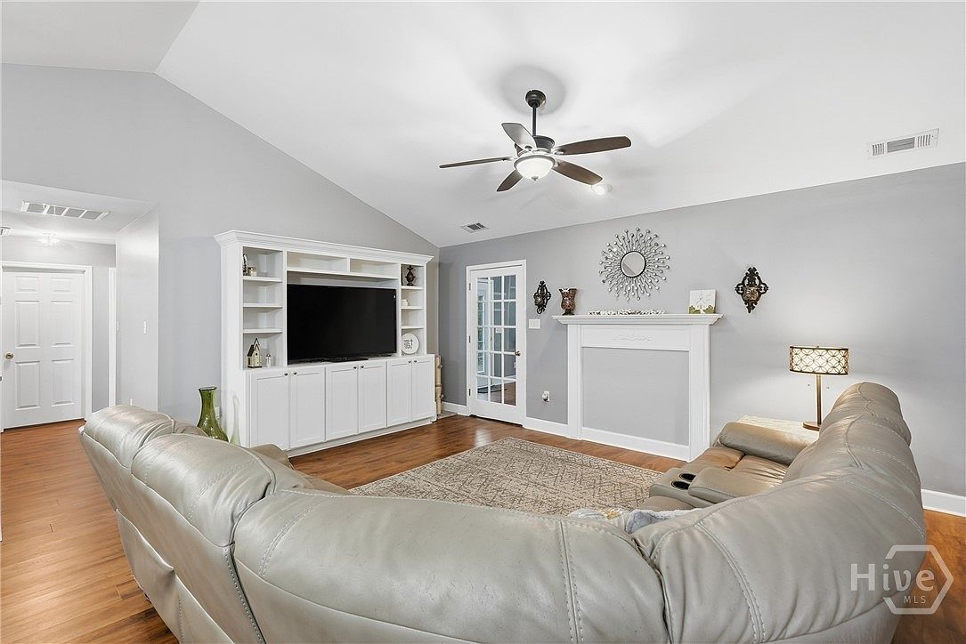 40 Churchill Ct Richmond Hill, GA 31324 - Thumbnail 3