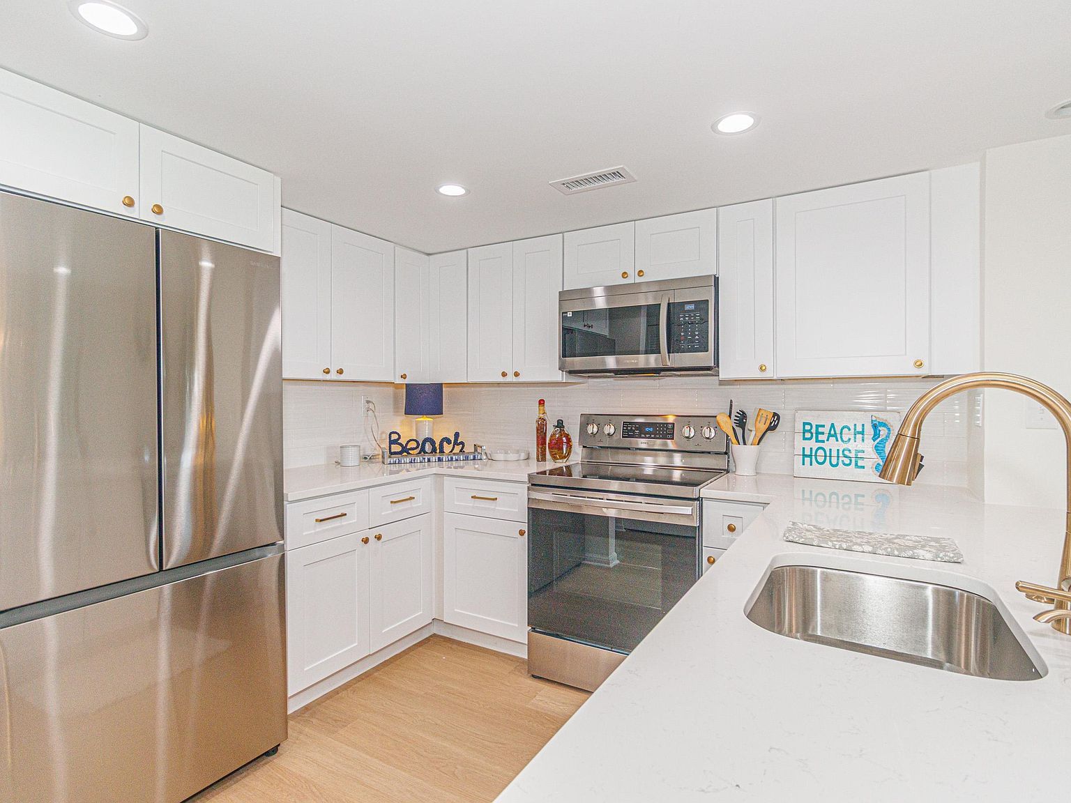 311 69th Ave N APT 302 Myrtle Beach, SC 29572 - Thumbnail 3