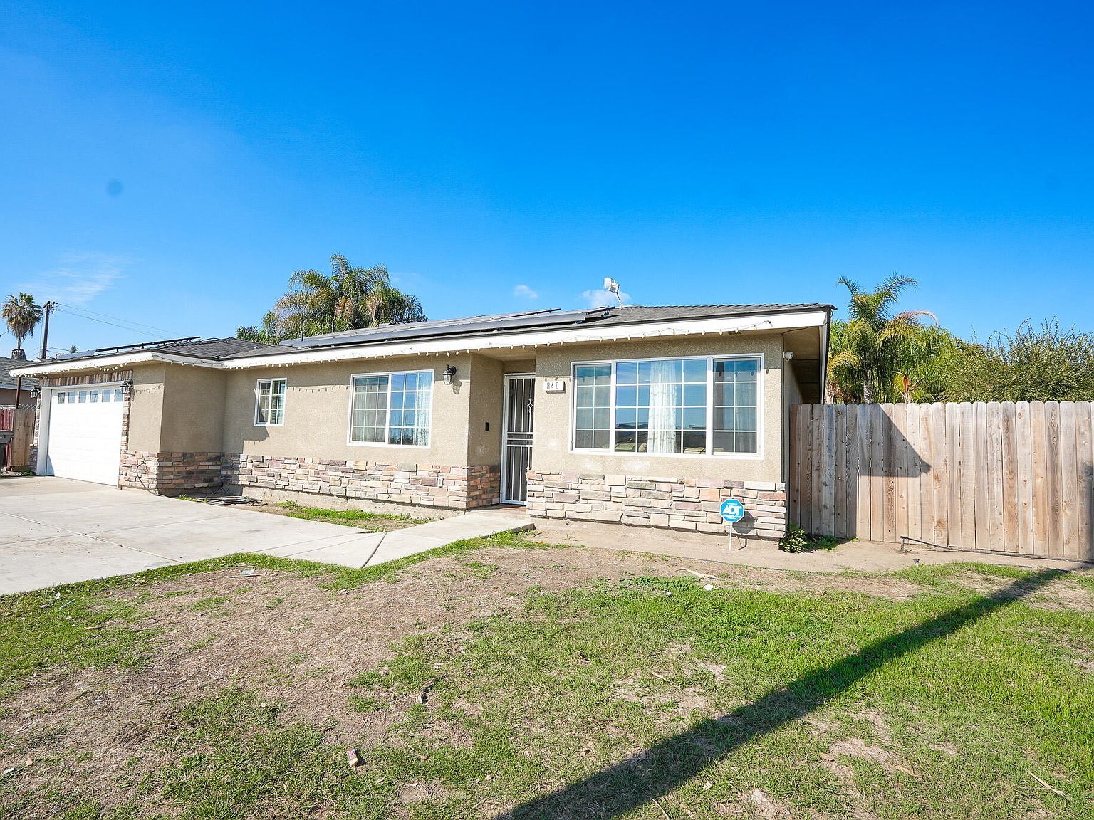 840 E Bardsley Ave Tulare, CA 93274 - Thumbnail 3