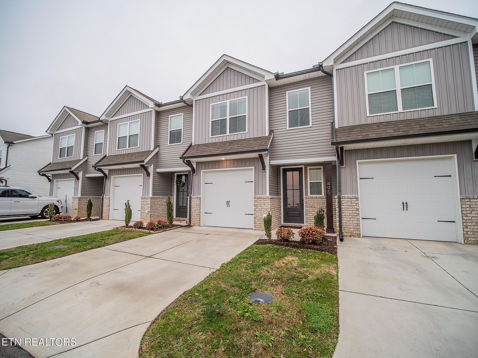 495 Harper Village Way Lenoir City, TN 37771 - Thumbnail 3