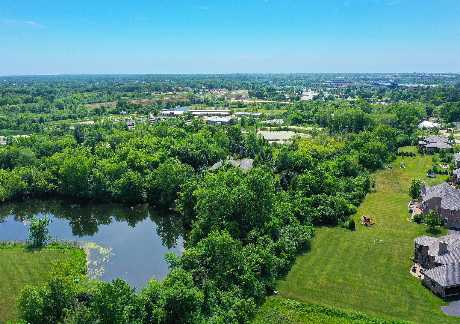 4594 Patricia Dr Lake Zurich, IL 60047 - Thumbnail 3