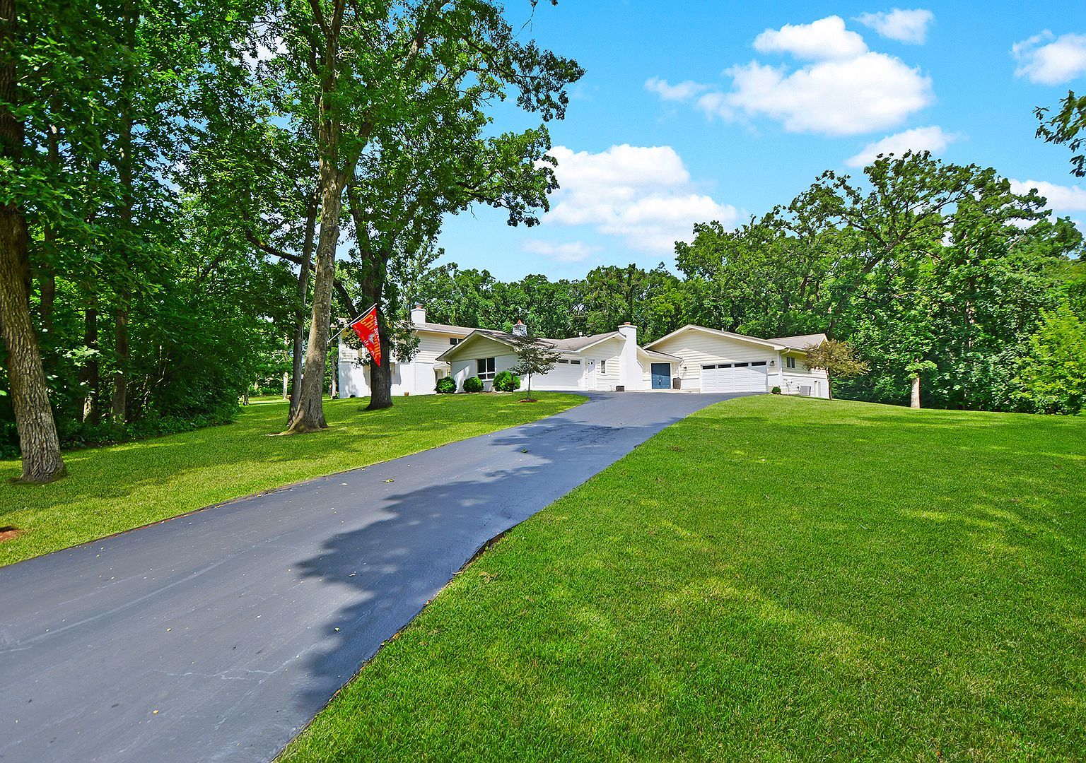 21744 N Hickory Hill Dr Kildeer, IL 60047 - Thumbnail 3