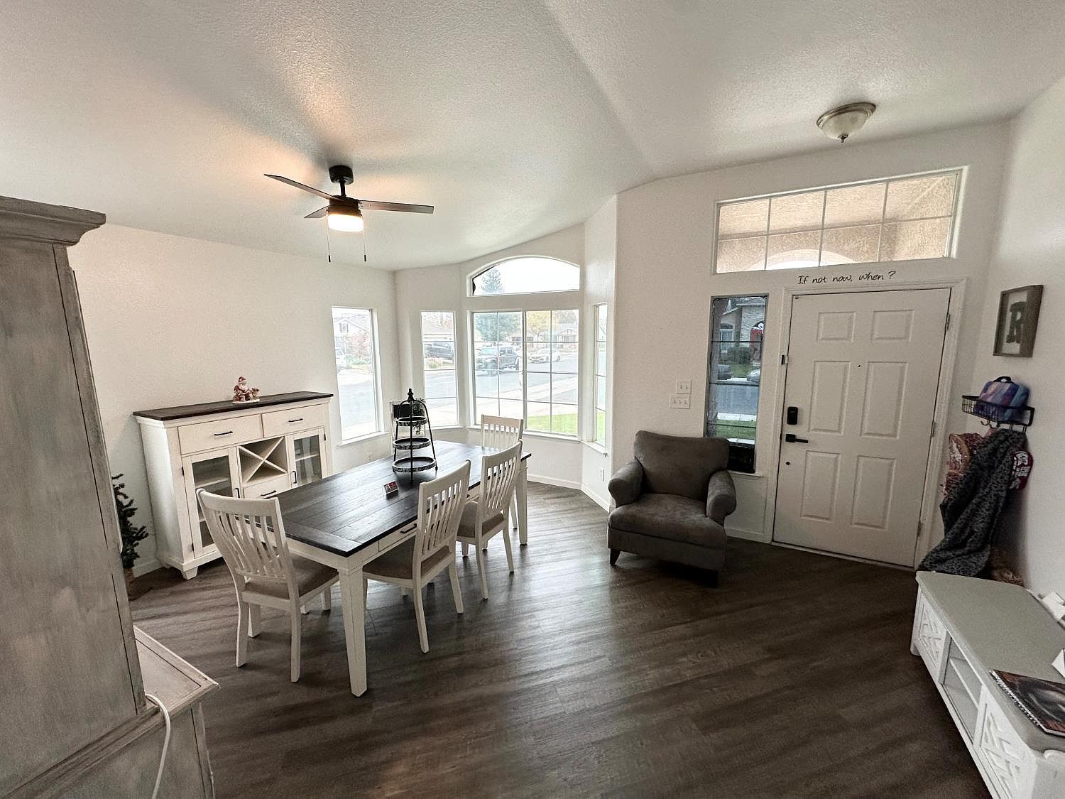 5574 W Pine Ave Fresno, CA 93722 - Thumbnail 3