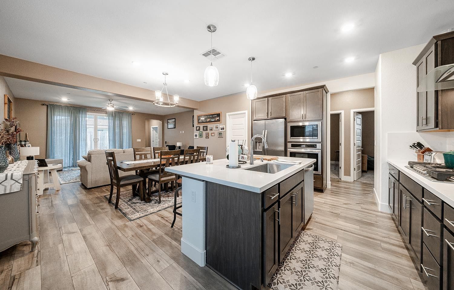 4414 Hawkfinch Cir Rancho Cordova, CA 95742 - Thumbnail 3