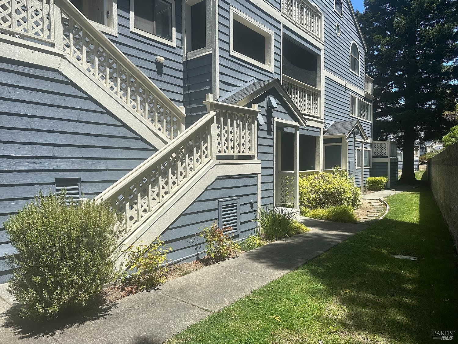 143 Sea Crest Cir Vallejo, CA 94590 - Thumbnail 3