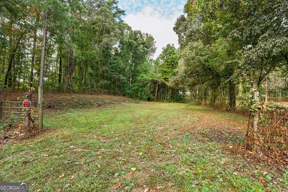 5590 Lakeview Dr Austell, GA 30106 - Thumbnail 3