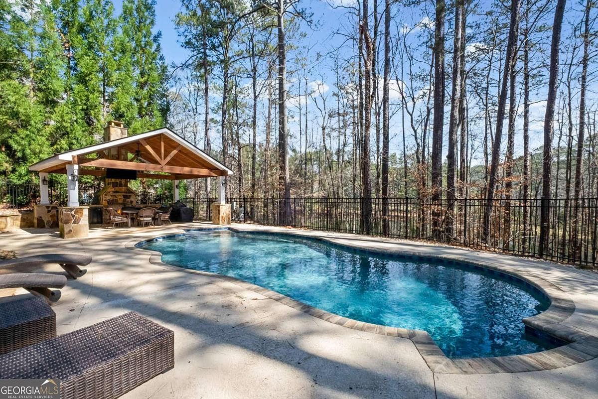 108 Waters Edge Dr Woodstock, GA 30188 - Thumbnail 3