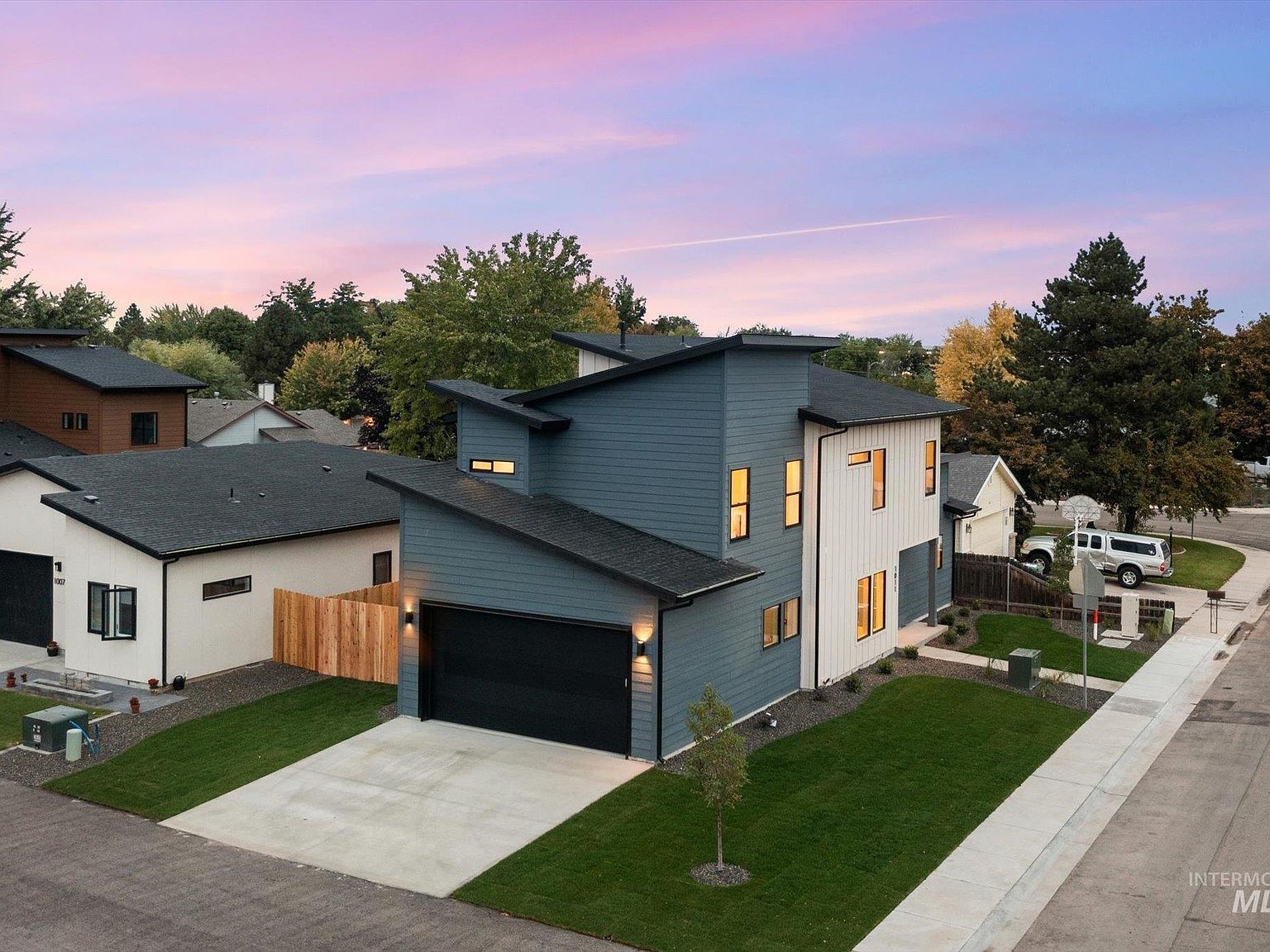 1011 N Kimball St Boise, ID 83704 - Thumbnail 3