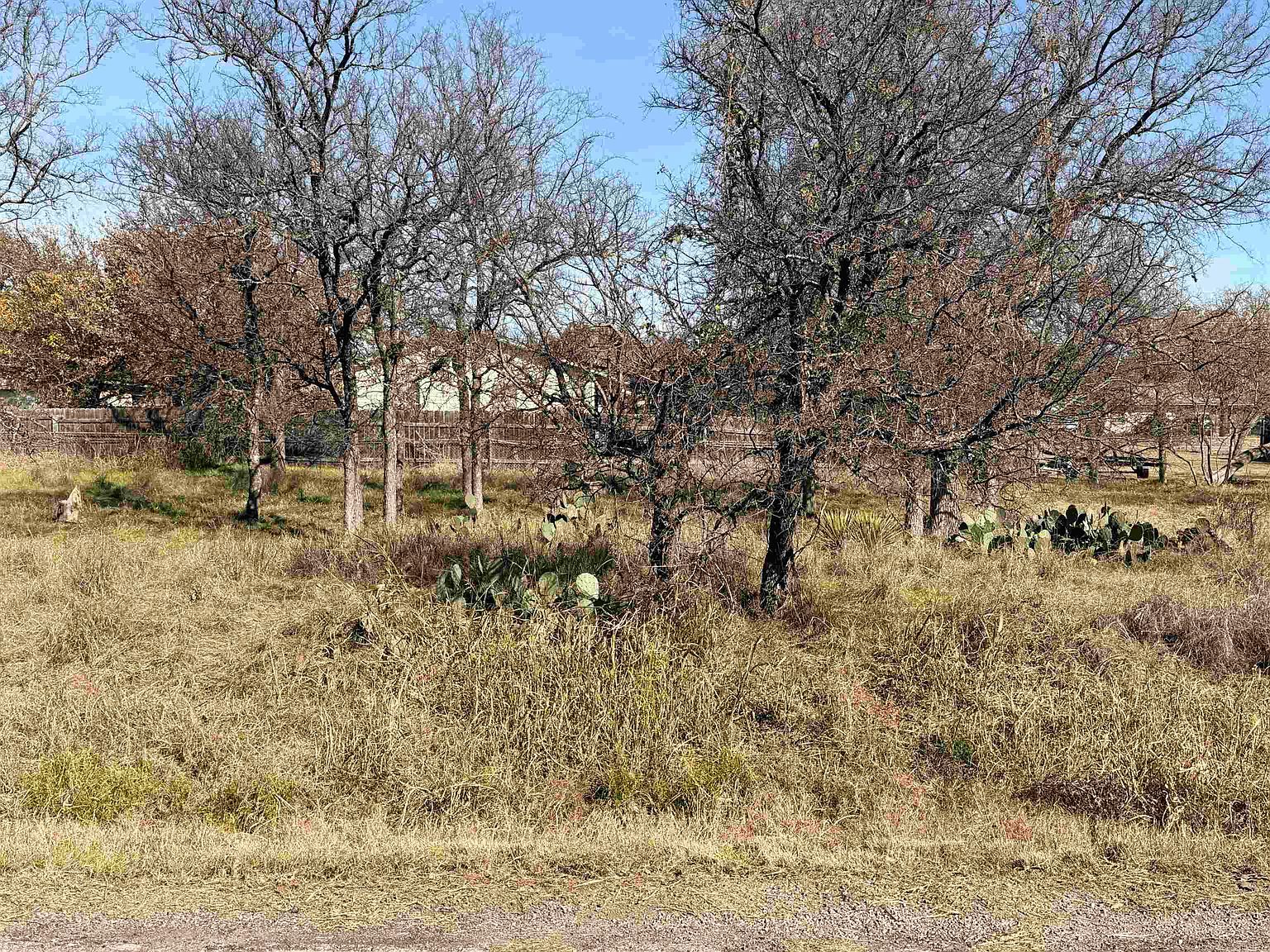 717-721 E Granitecastle Dr Marble Falls, TX 78654 - Thumbnail 3