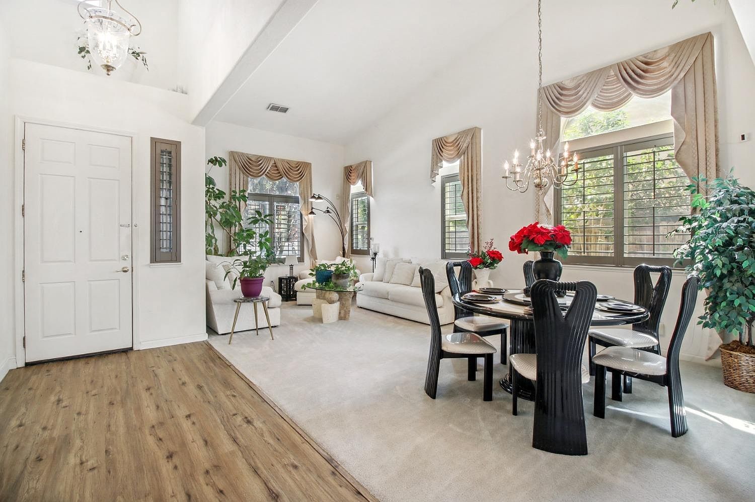 9465 Mainline Dr Elk Grove, CA 95624 - Thumbnail 3