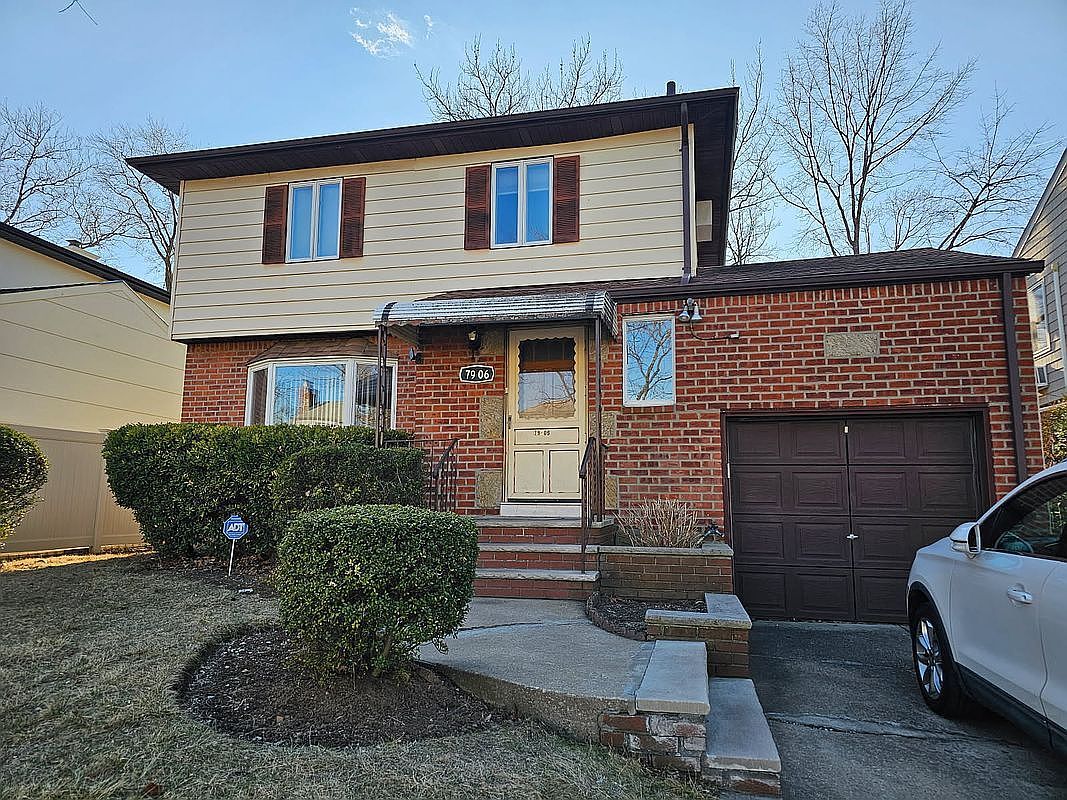 79-06 214th St Bayside, NY 11364 - Thumbnail 3