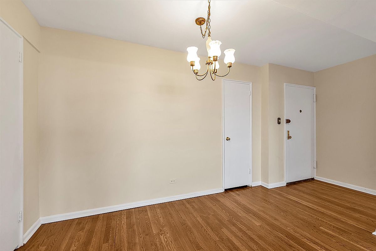 209-80 18th Ave #6D Bayside, NY 11360 - Thumbnail 3