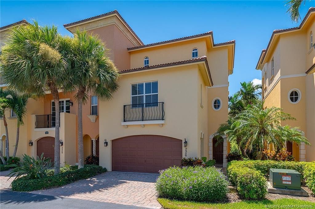 226 Ocean Bay Dr Jensen Beach, FL 34957 - Thumbnail 3