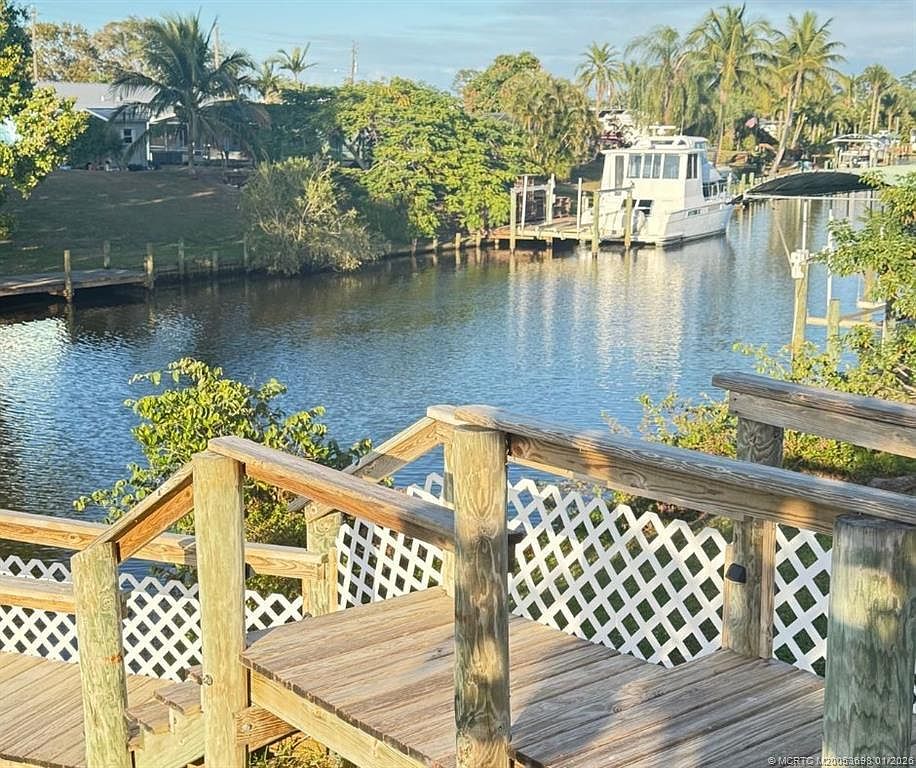 643 SE Harborview Dr Port Saint Lucie, FL 34983 - Thumbnail 3