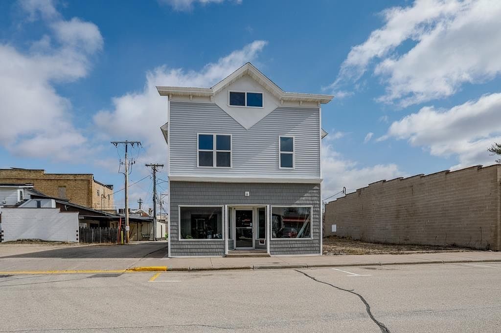 112 E Garfield Ave Marion, WI 54950 - Thumbnail 3