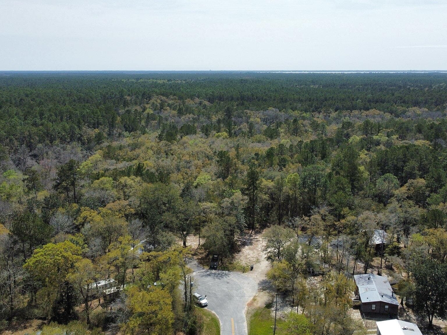 1XX Canary Dr Freeport, FL 32439 - Thumbnail 3