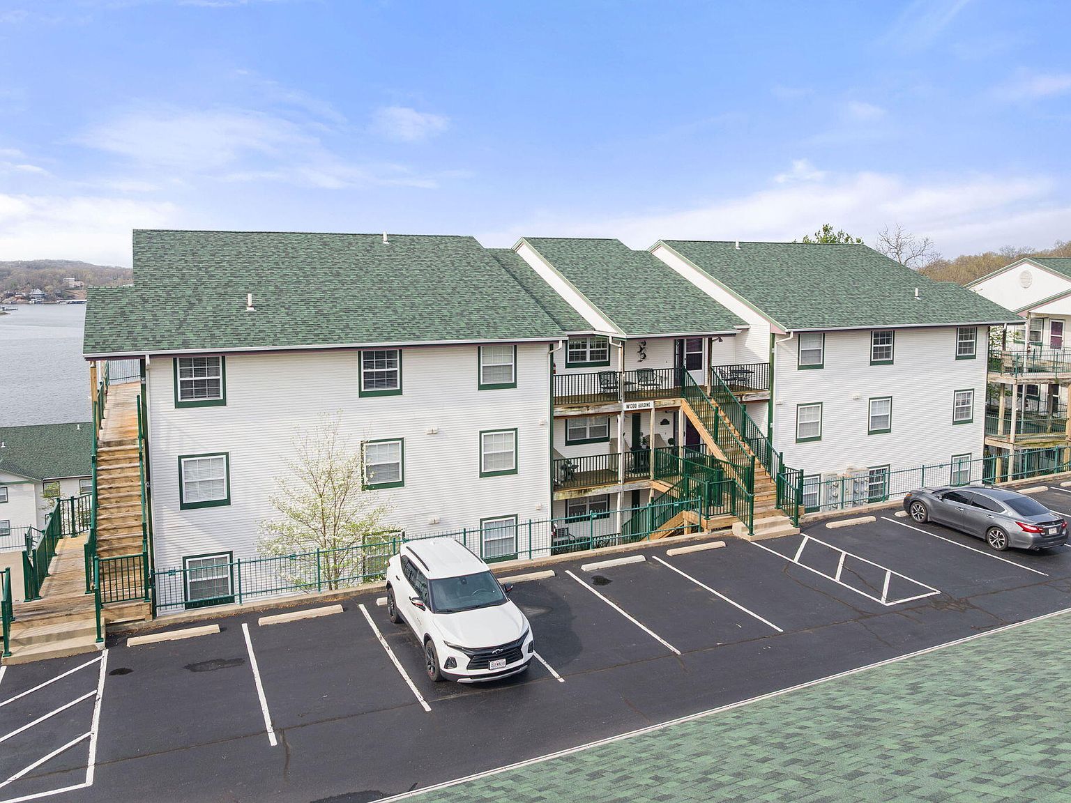 W1309 E Harbour Towne Dr #W1309 Lake Ozark, MO 65049 - Thumbnail 3