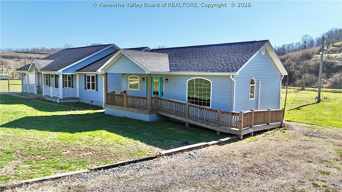 3395 Servia Elmira Rd Duck, WV 25063 - Thumbnail 3