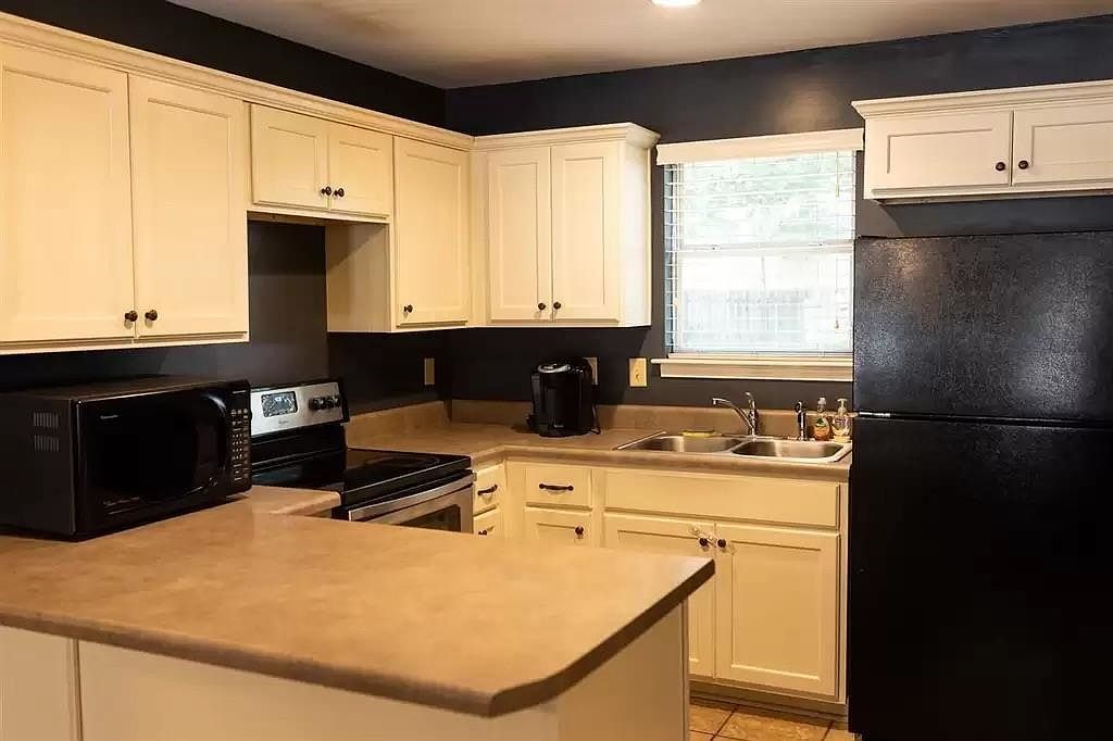 3789 Fairoaks Ave Memphis, TN 38122 - Thumbnail 3