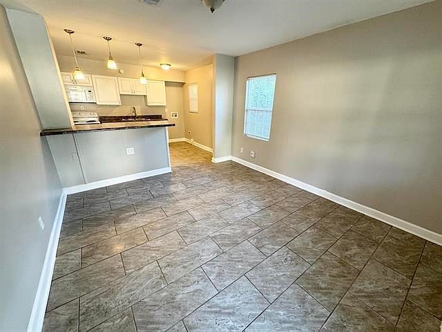 1662 Monsarrat St Memphis, TN 38109 - Thumbnail 3