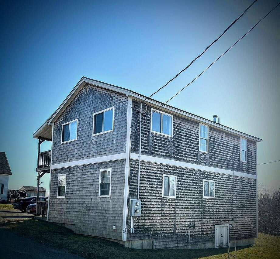 28 South St Eastport, ME 04631 - Thumbnail 3